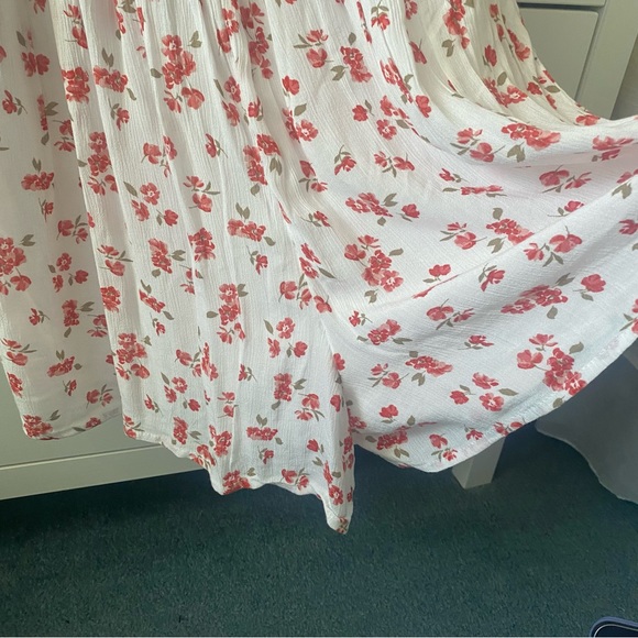 Hollister romper - Picture 6 of 6